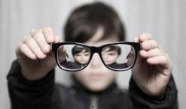 戴眼镜网红新瓜最新爆料,揭秘背后惊人真相！